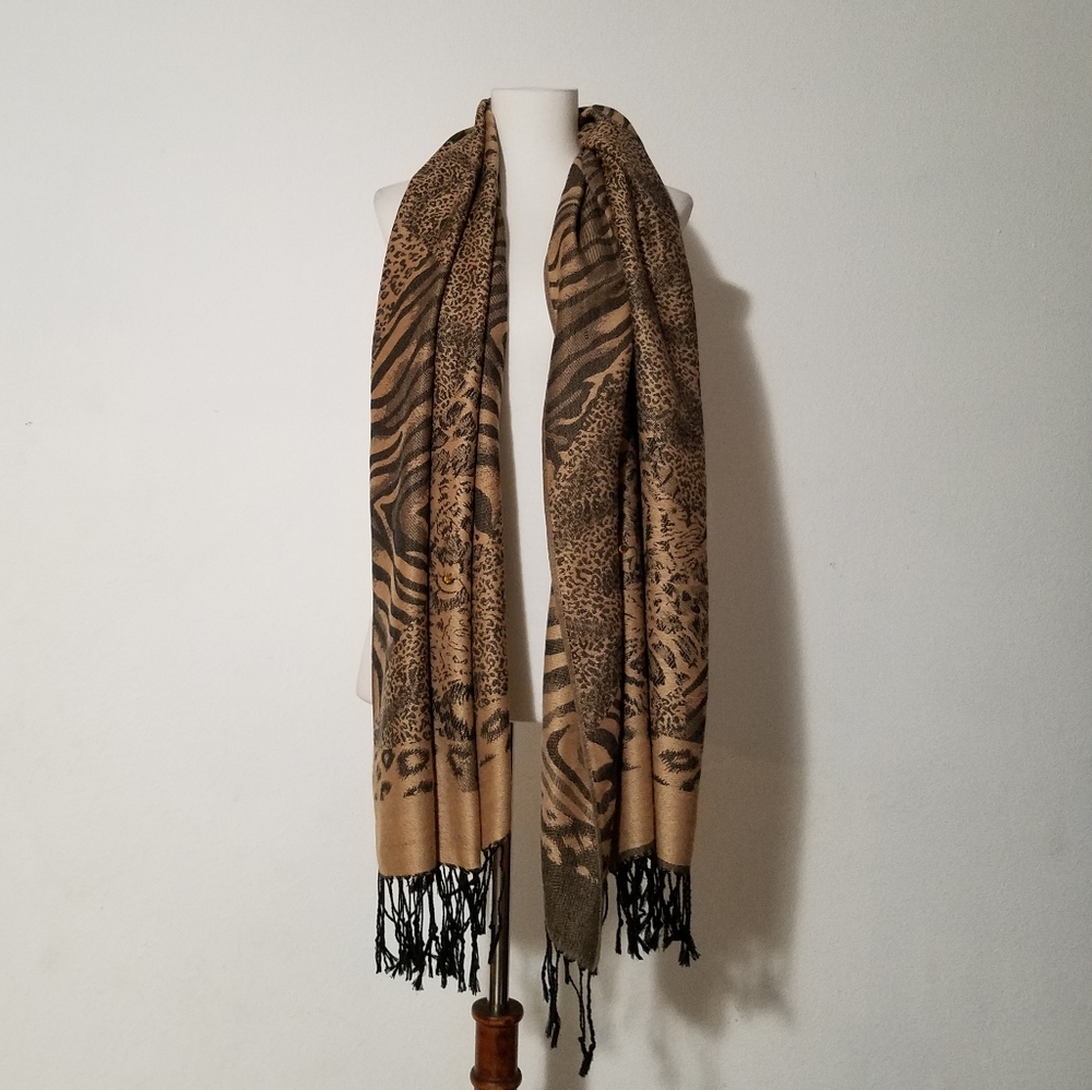 Pashmina Wrap Around